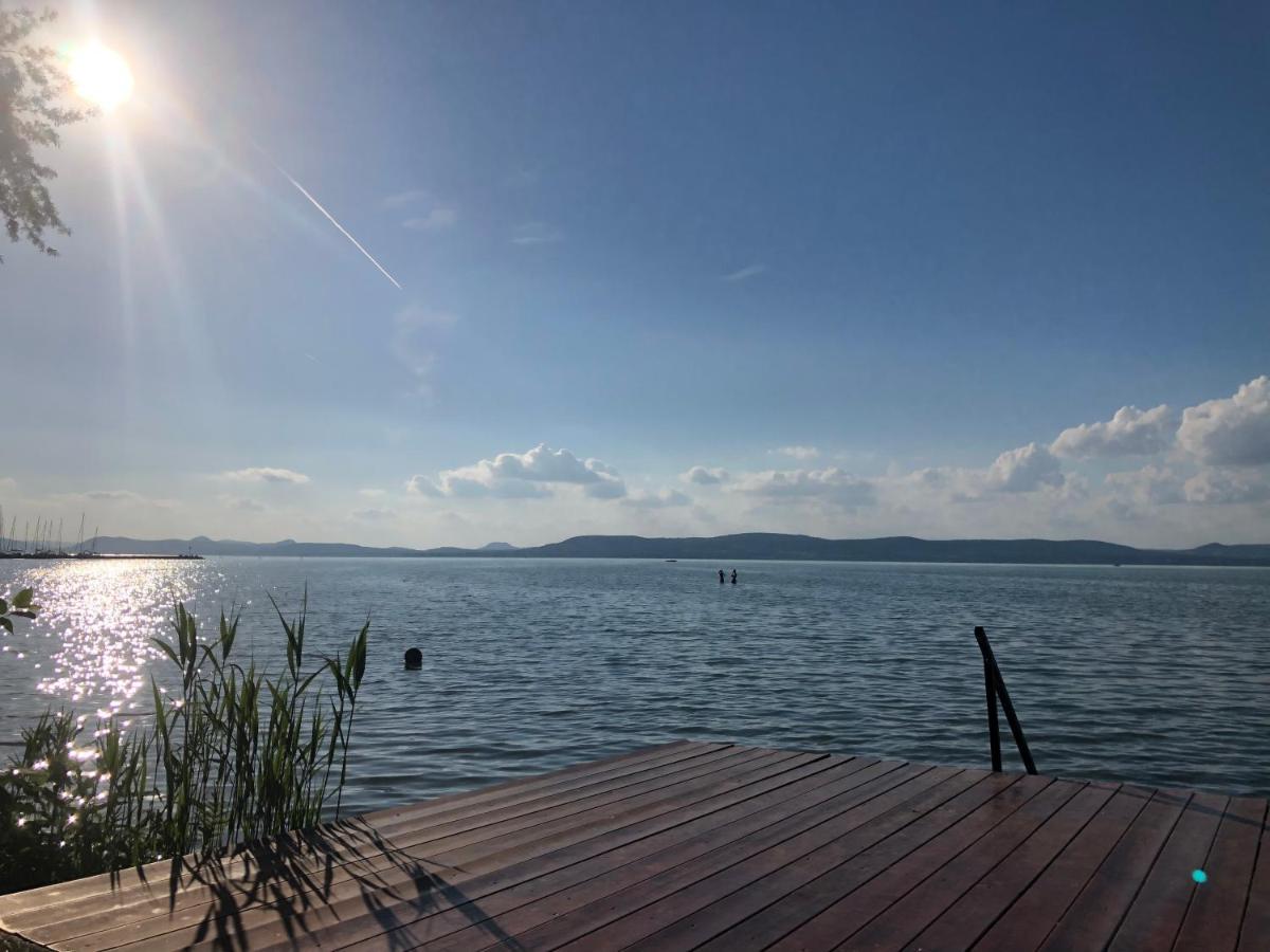 Sunny Private Beach Balatonlelle Exteriér fotografie